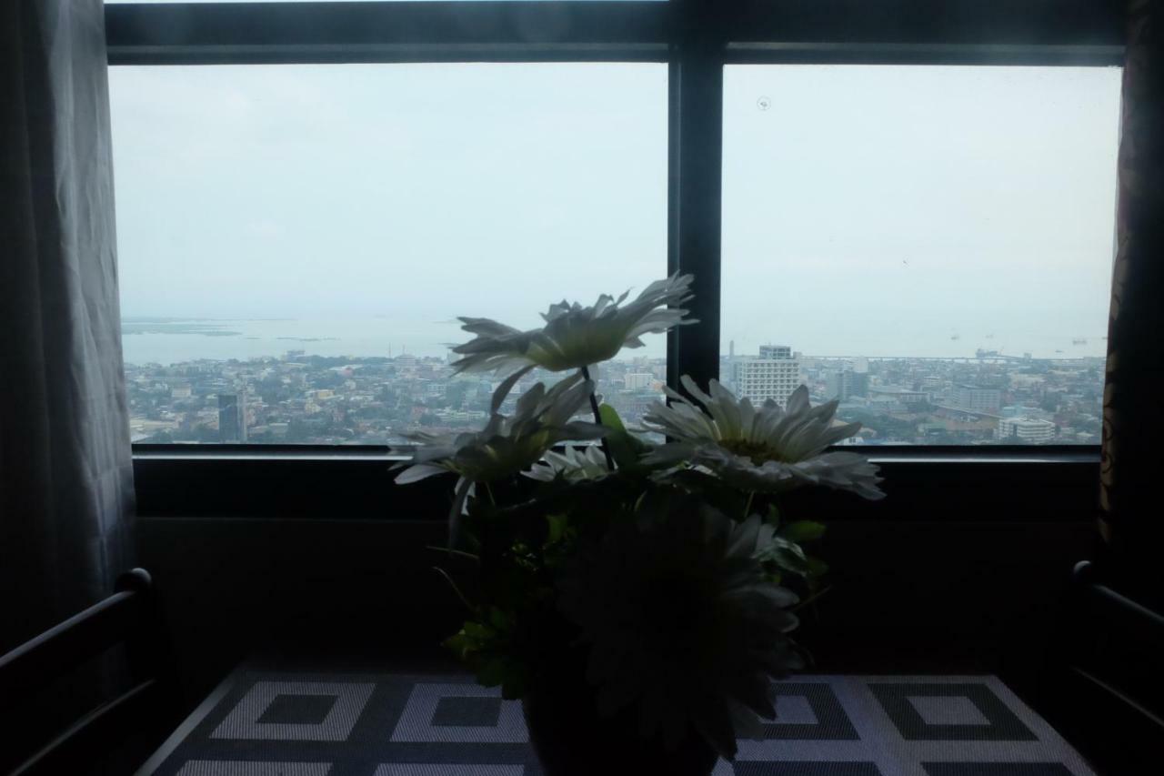 Horizons 101 - Panoramic View By St. Therese Cebu Extérieur photo