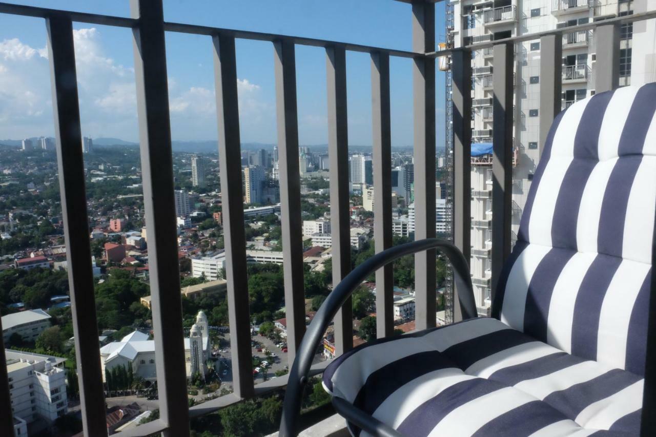 Horizons 101 - Panoramic View By St. Therese Cebu Extérieur photo