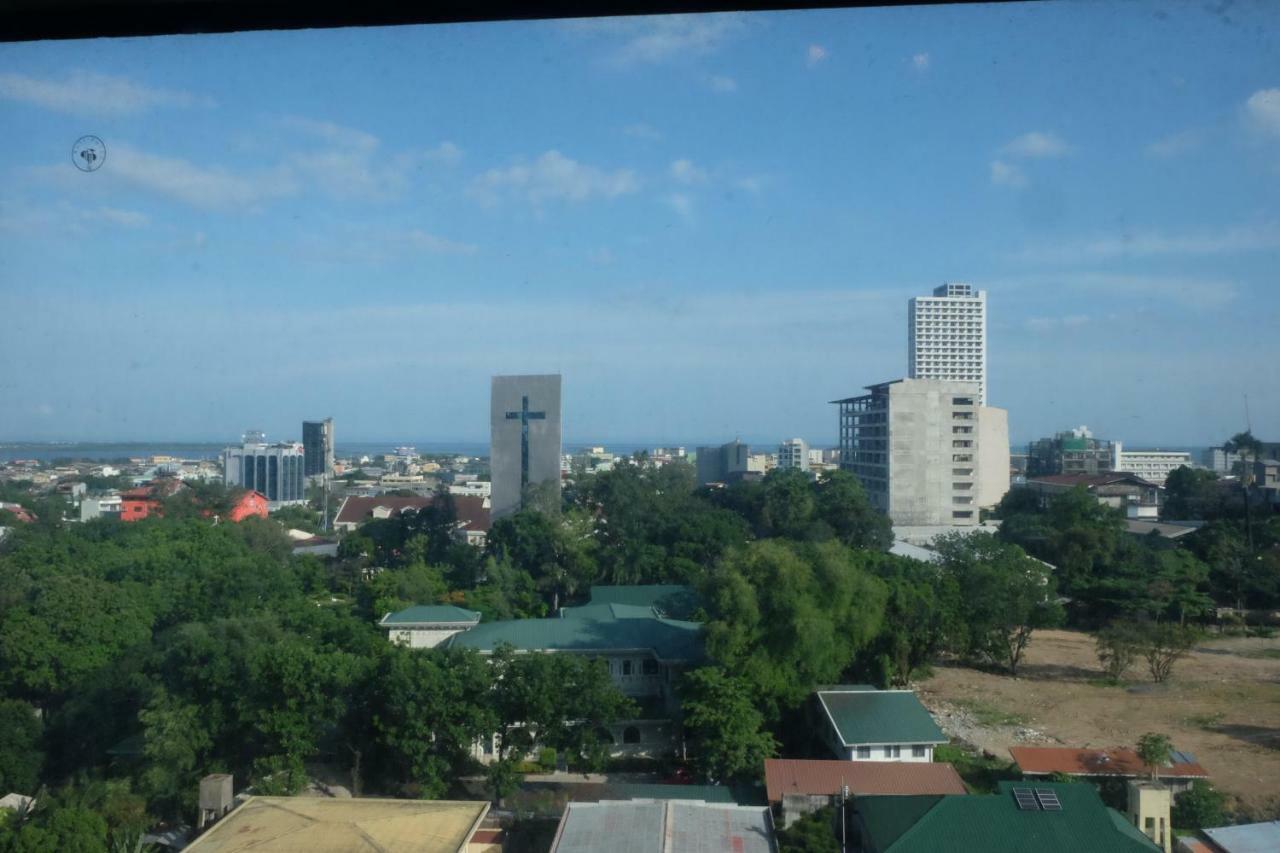 Horizons 101 - Panoramic View By St. Therese Cebu Extérieur photo