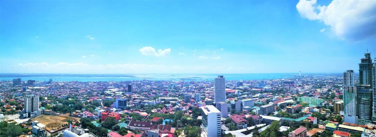 Horizons 101 - Panoramic View By St. Therese Cebu Extérieur photo