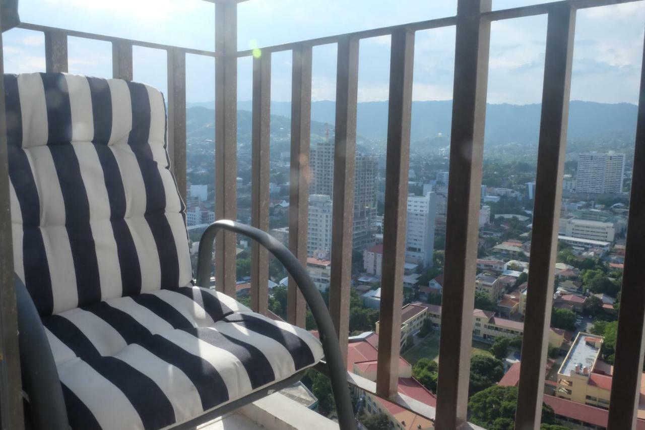 Horizons 101 - Panoramic View By St. Therese Cebu Extérieur photo